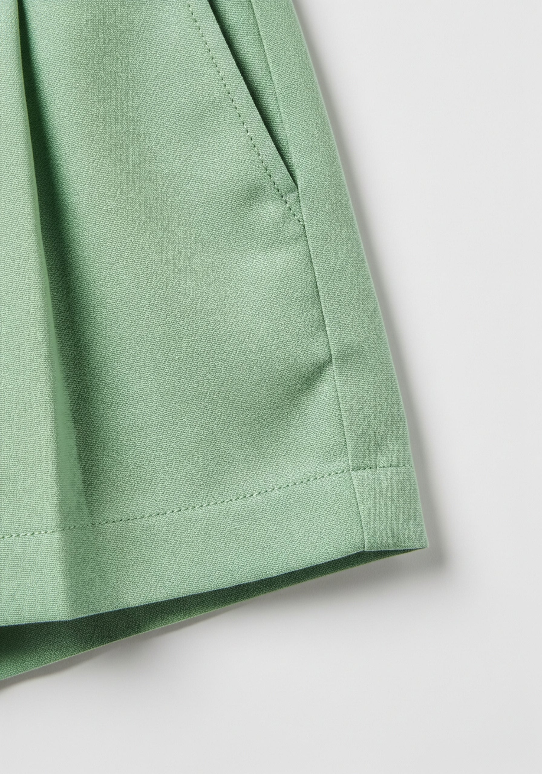 The Phoebe Pleated Short